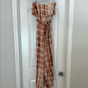 Rust and White Jumpsuit with Wide Legs and Fitted Waist